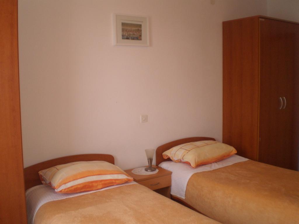 Apartments Kuzman Dubrovnik Exterior photo