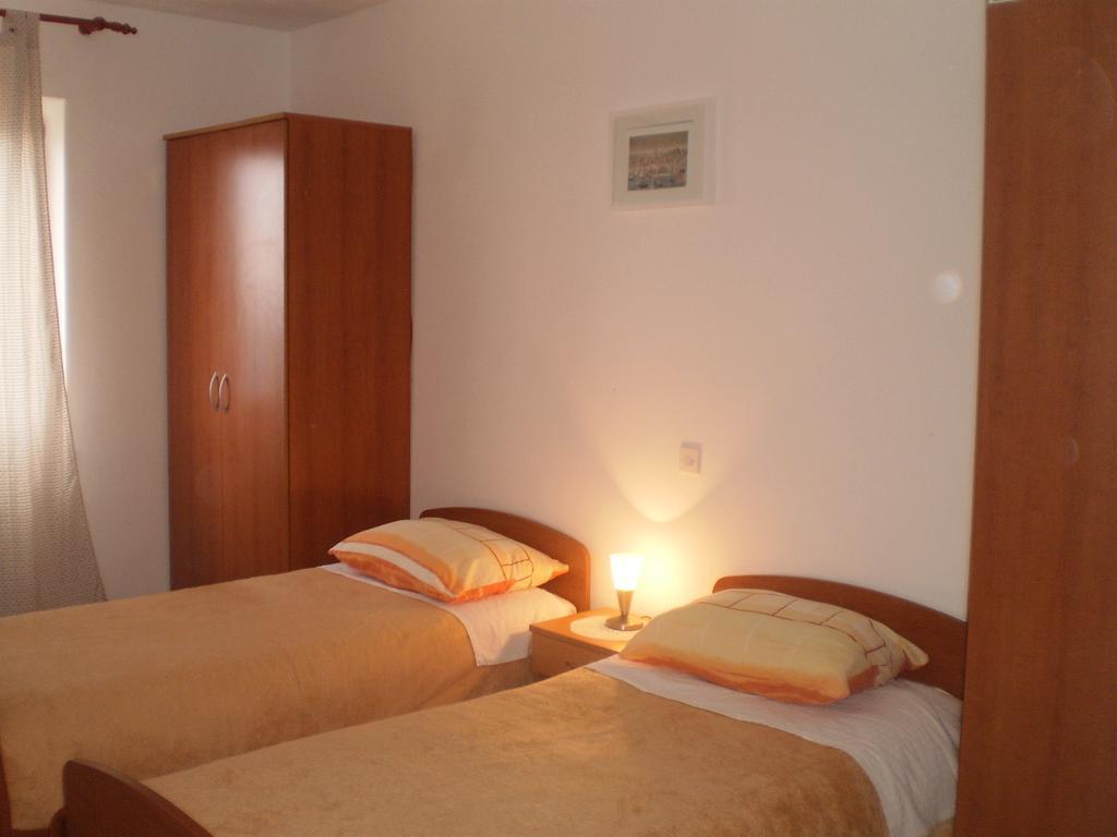 Apartments Kuzman Dubrovnik Exterior photo
